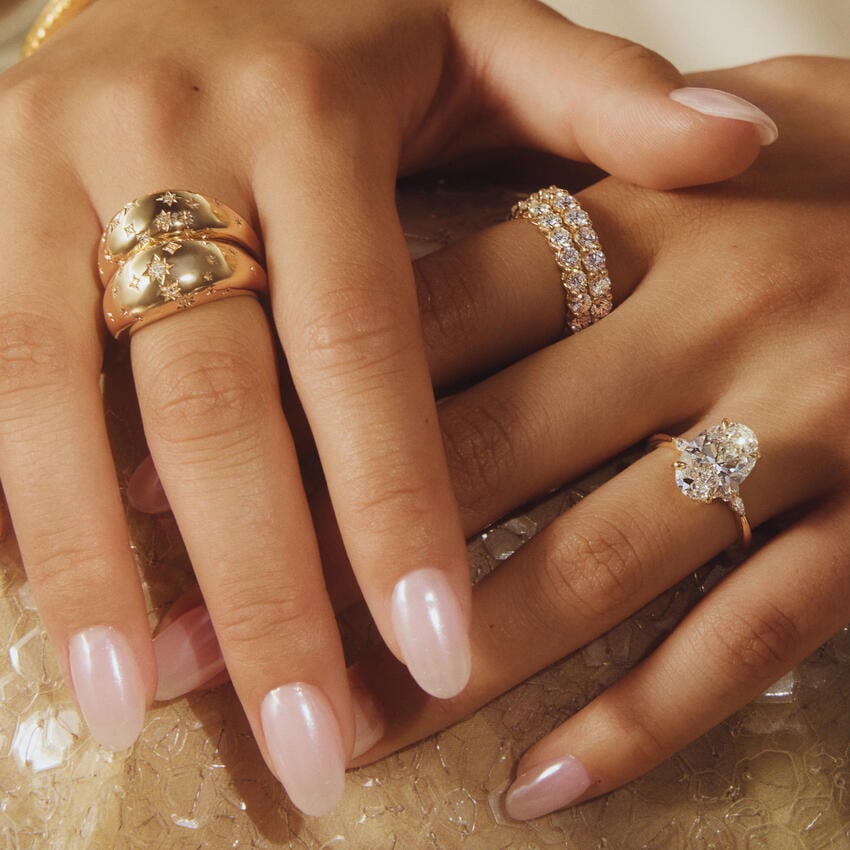 Nadia Diamond Ring in 18K Yellow Gold